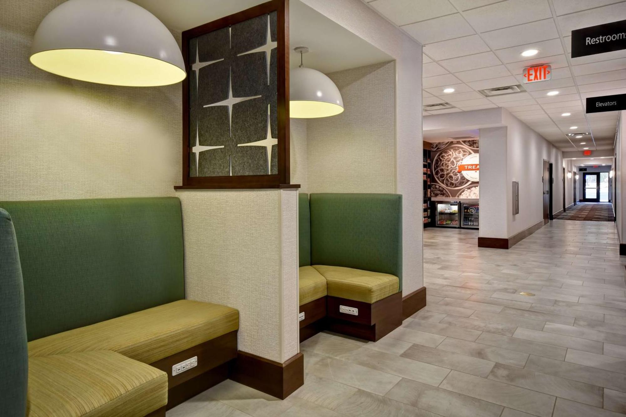 Hampton Inn Pleasant View Extérieur photo
