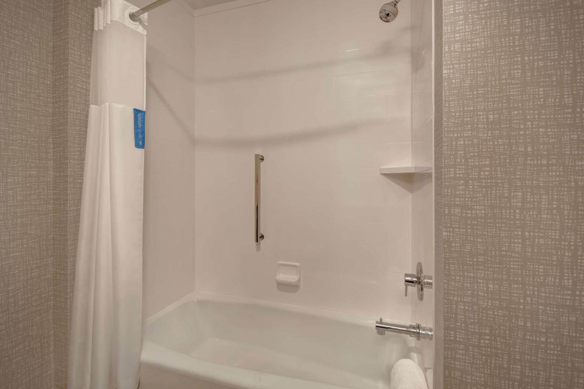 Hampton Inn Pleasant View Extérieur photo